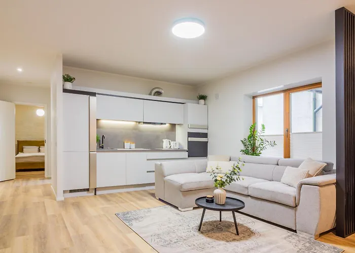 Old Town Deluxe Apartment