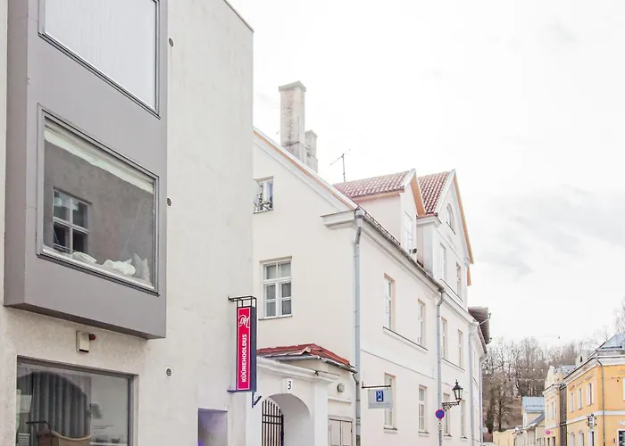 Old Town Deluxe Apartment